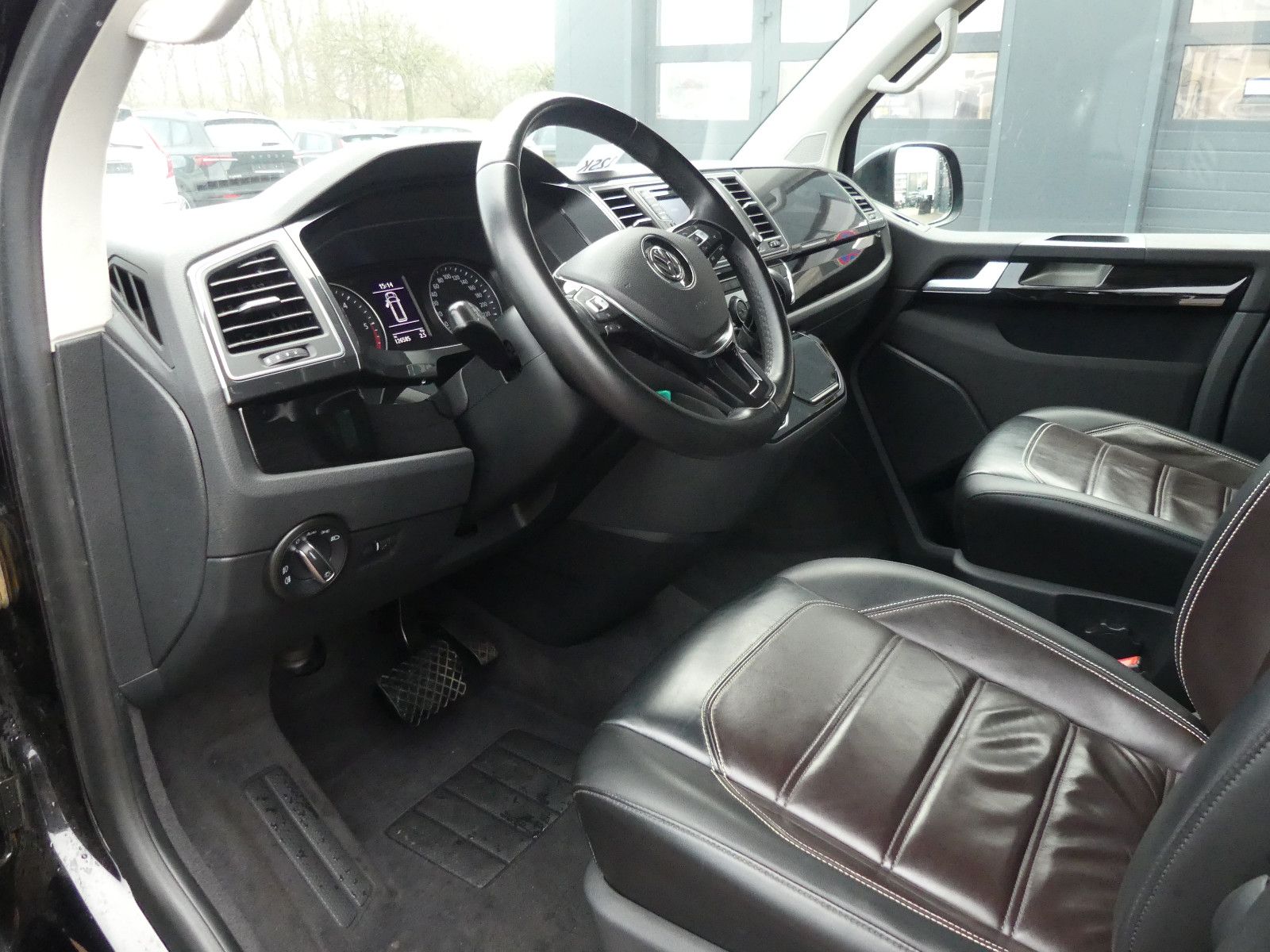 Fahrzeugabbildung Volkswagen T6 Multivan