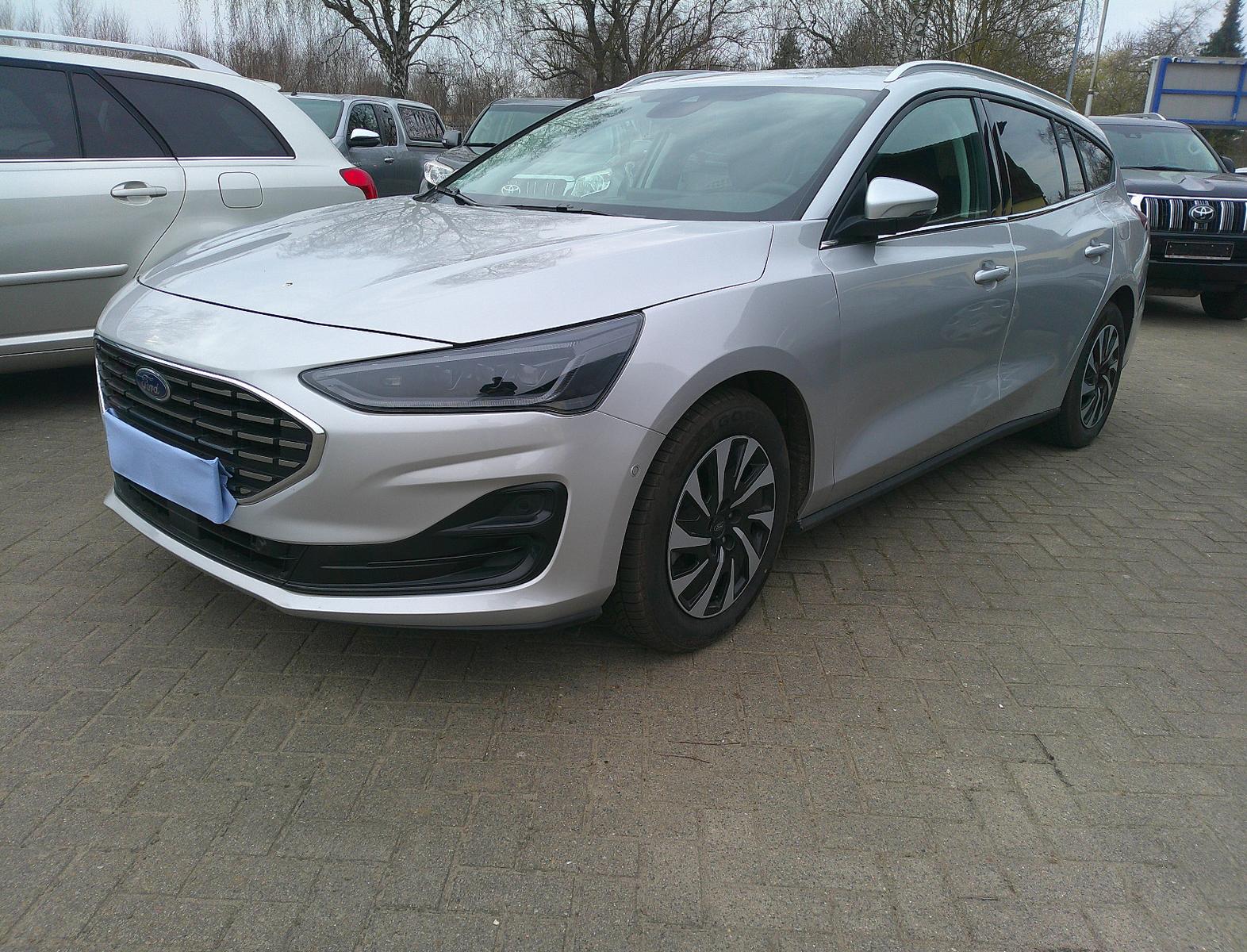 Ford Focus Turnier Titanium X,Navi,Xenon,Kamera