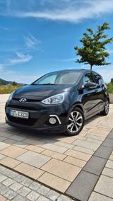 Hyundai i10 1.2 FIFA Edition, Temp, Lkr Hz, Sitz Hz,... - Hyundai i10: Schwarz