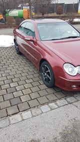 Mercedes-Benz CLK 240 Elegance - Mercedes CLK 240 mit Schiebedach