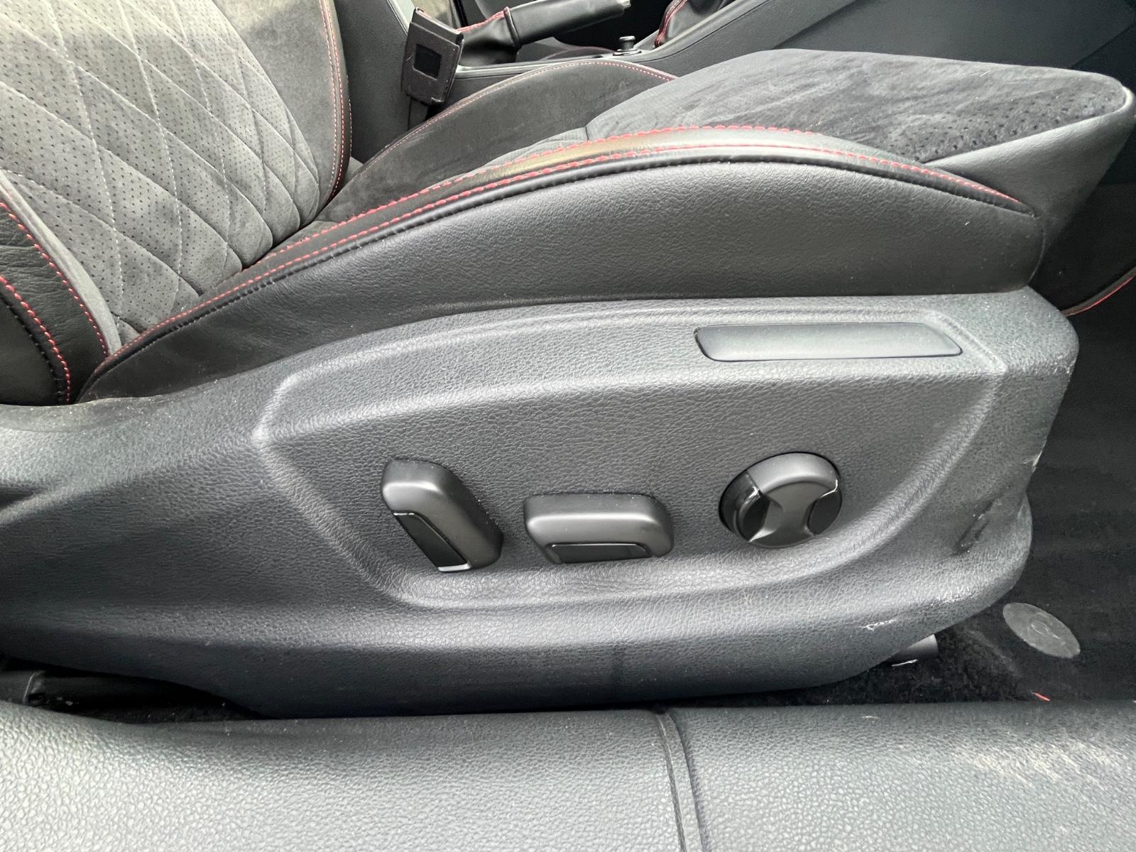 Skoda Octavia Combi RS 245/LED/DAB/ Tiefer!!!!