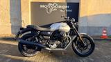 Moto Guzzi V7 Stone