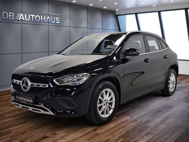 Mercedes-Benz GLA 200 d Style DCT MBUX High-End-Paket