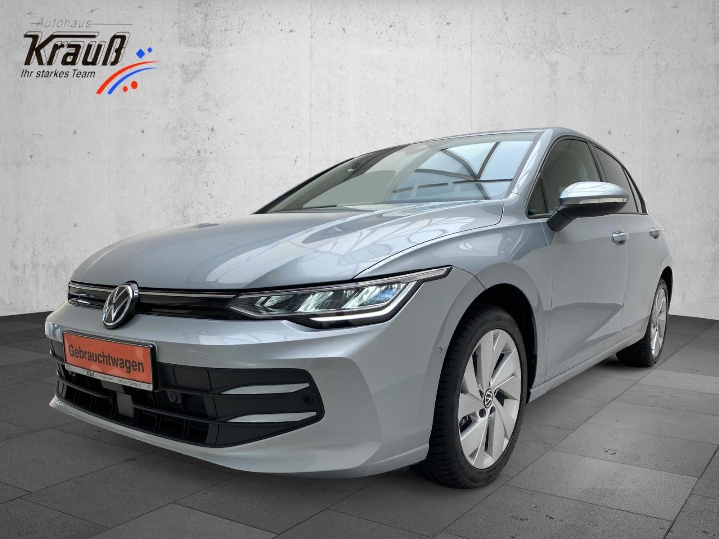 Volkswagen Golf 1.5 TSI Life Digitales Cockpit LED ACC CarP