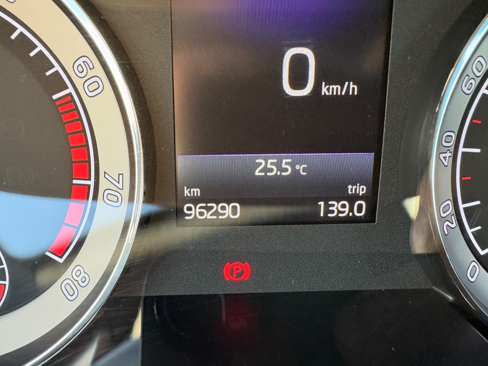 Skoda Superb 1.5 TSI ACT SPORTLINE COMBI SPORTLINE
