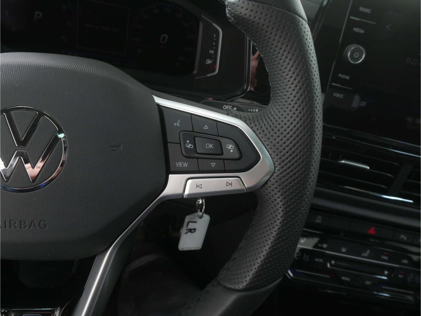 Volkswagen T-Roc 1.5 TSI R-Line Black Style DSG P-Dach/LED, миниатюра 19