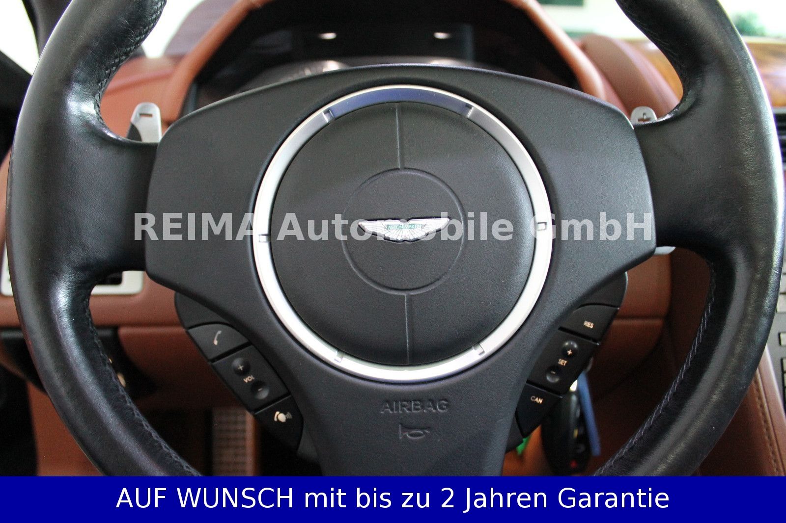 Fahrzeugabbildung Aston Martin DB9 Volante 5.9 i V12 Cabrio, Deut. Auslieferung