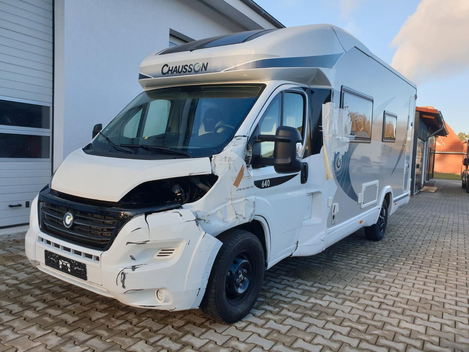 Chausson Titanium 640/Fiat -9G Automatik-4x Schlafpl.-SAT