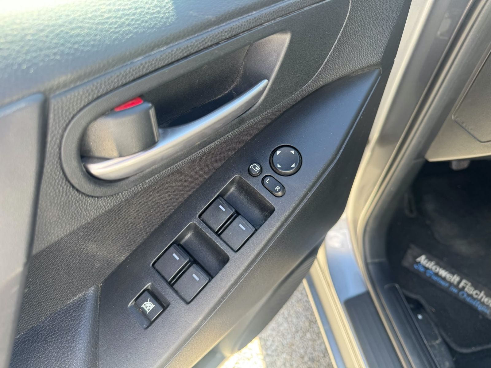 MAZDA 3 3 Lim. High-Line*PDC*Klimaauto*Sitzheizung*Temp*, Ansicht 10