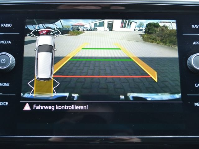Passat Variant 2.0 TDI DSG Elegance AHK/MATRIX/N