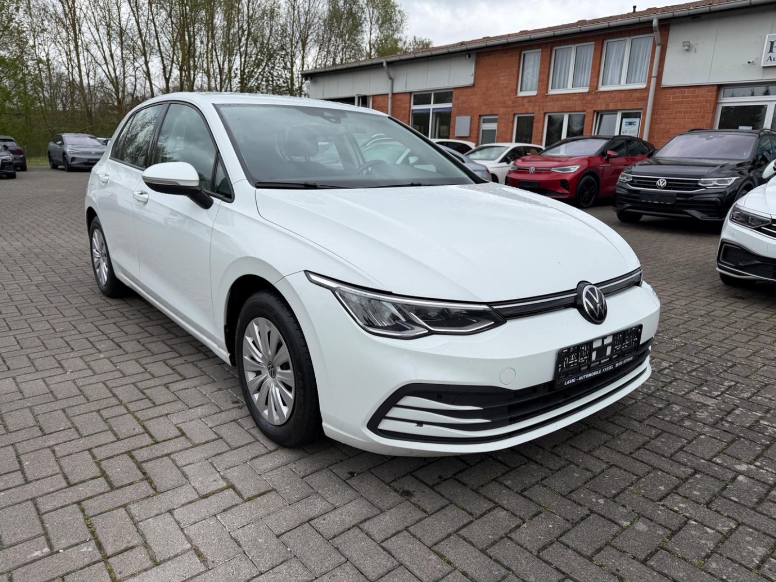 Volkswagen Golf VIII Lim. Life 2.0 TDI