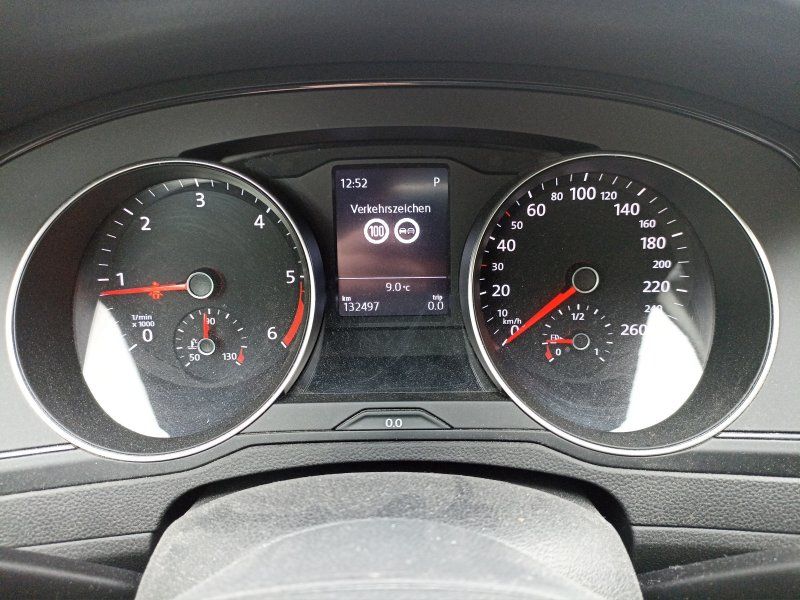 Fahrzeugabbildung Volkswagen Passat Variant 2.0 TDI DSG AHK+ACC+NAVI+LED+KAME