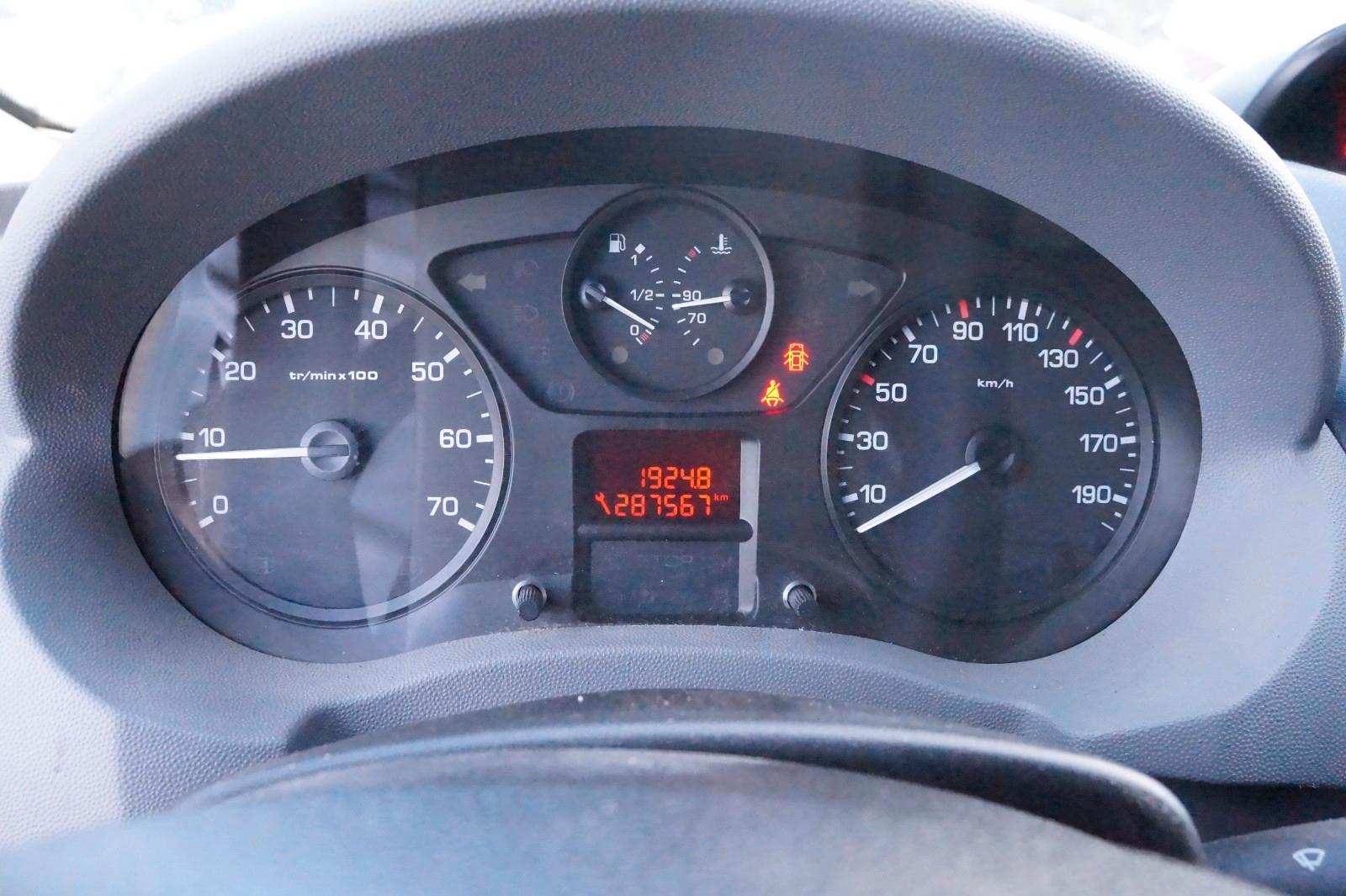 Peugeot Expert Kasten L2H1 Kasten*Navi*Klima*AHK*3 Sitze