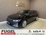 Volkswagen Passat Variant 2.0 TDI DSG R-Line IQ-Light|AHK|P - : Schwarz, Vollleder, Kombi
