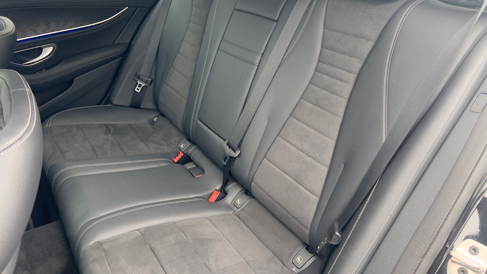 Fahrzeugabbildung Mercedes-Benz MIETKAUF*E 200 T-Modell AMG Line*MIETKAUF