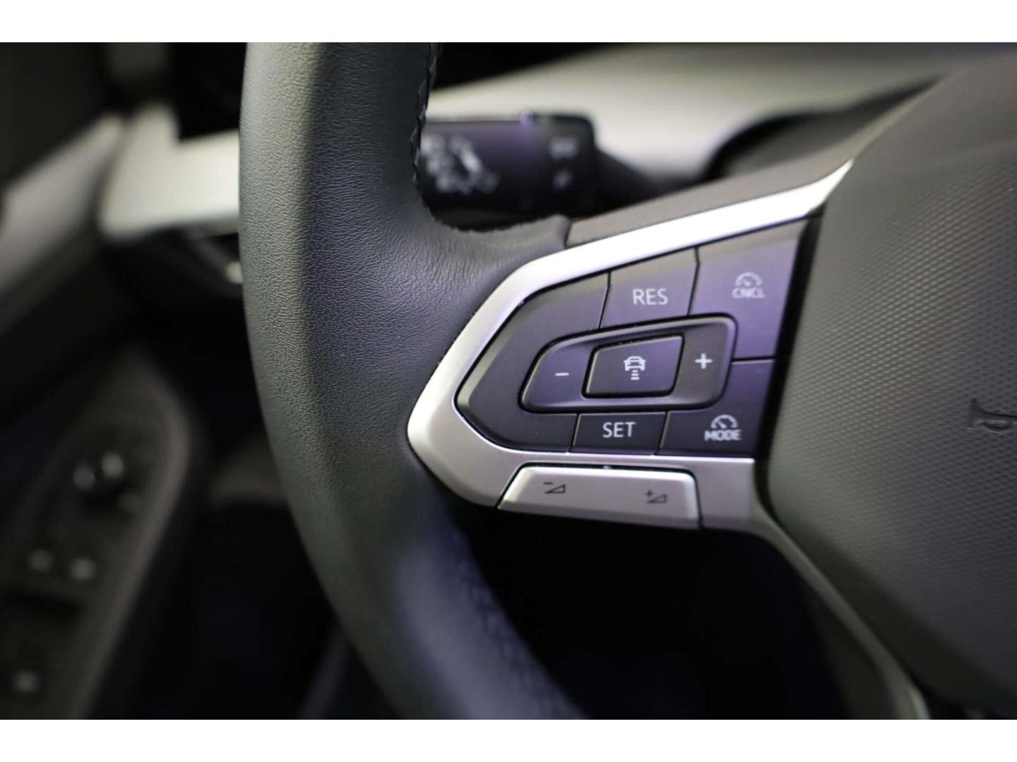 Volkswagen Golf 1.5 TSI Life 6-Gg. Matrix/Std.Hz./RFK/ACC, миниатюра 10