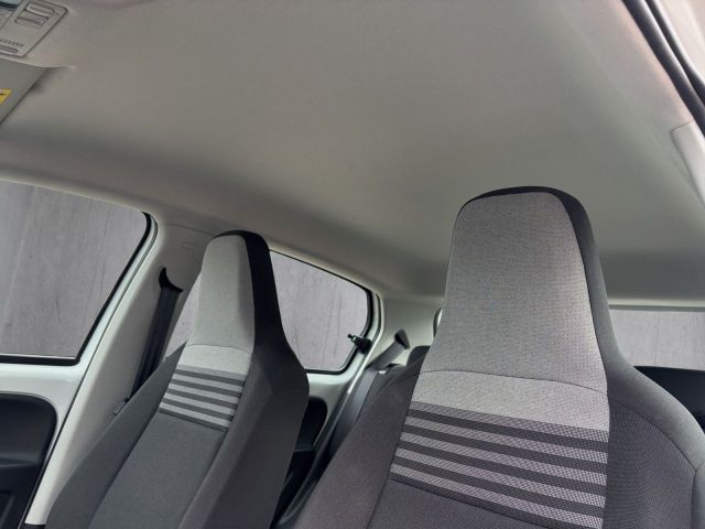 up! 1.0 KLIMA/RFK/GRA/SHZ/ZV/NSW/DAB+ Bluetooth