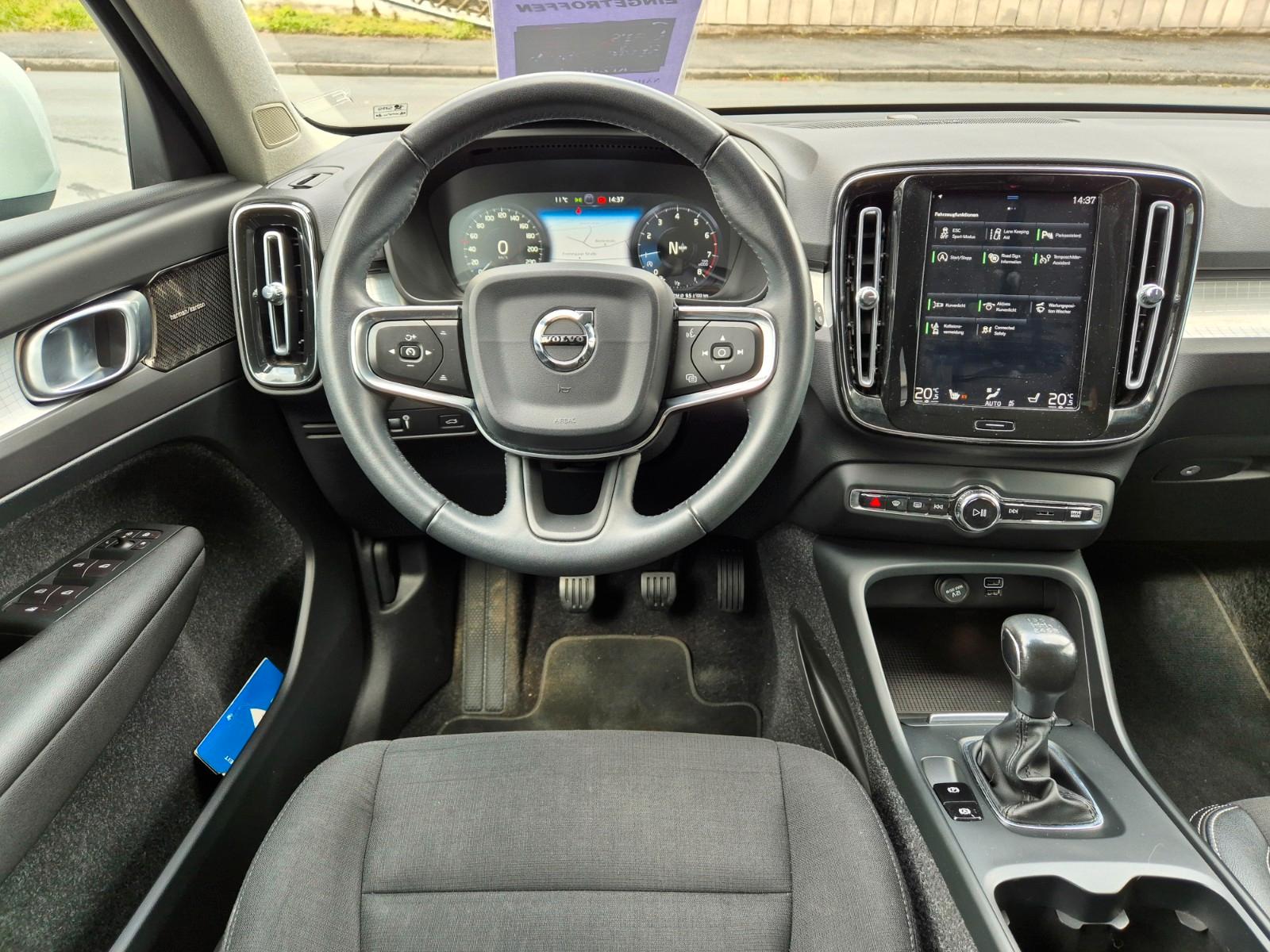 Volvo XC40 1,5 Momentum/Bicolor/Sound/Motorhaube Hagel