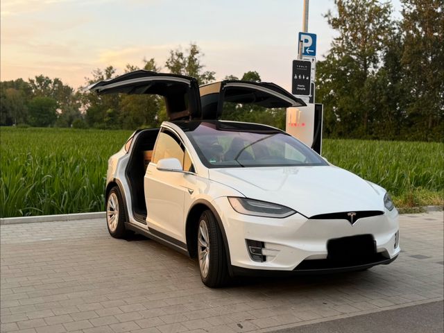 TESLA Model X 100D AWD-7Sitzer-EAP-MCU2-CCS