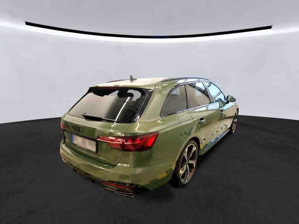 AUDI A4 2024