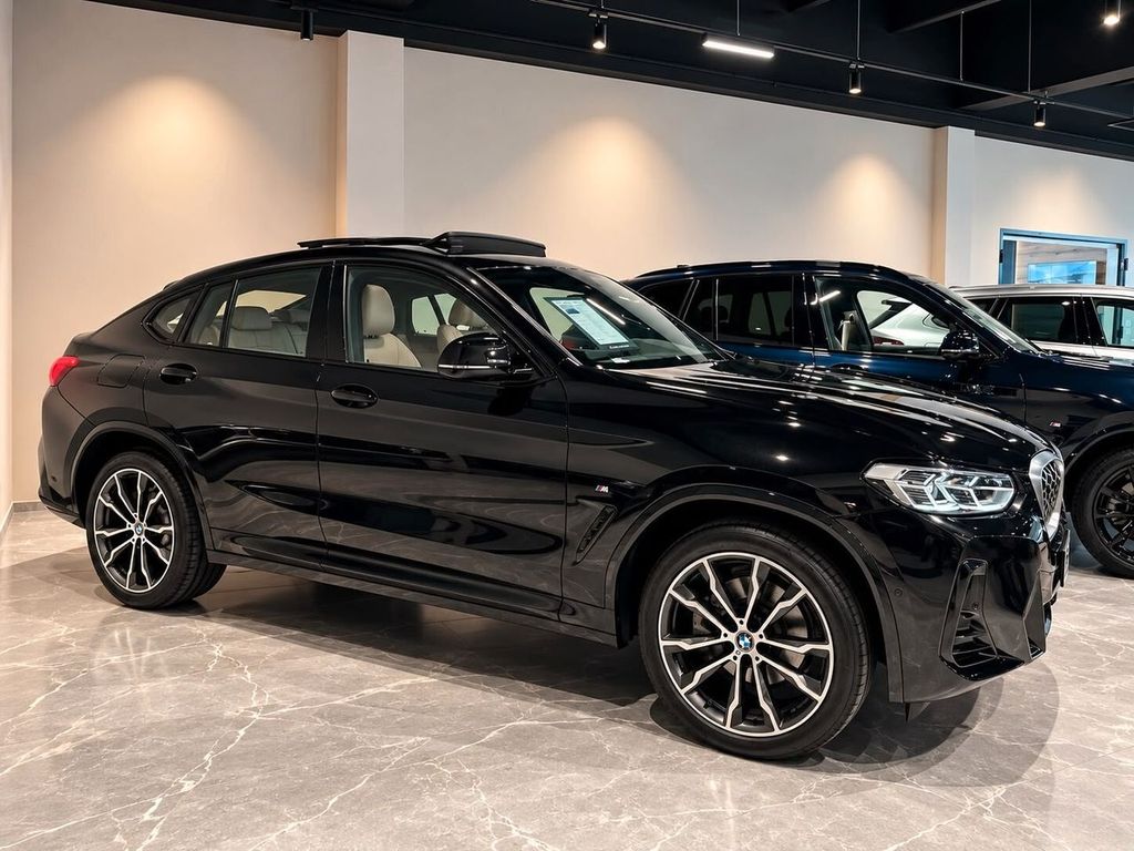 Image of BMW X4