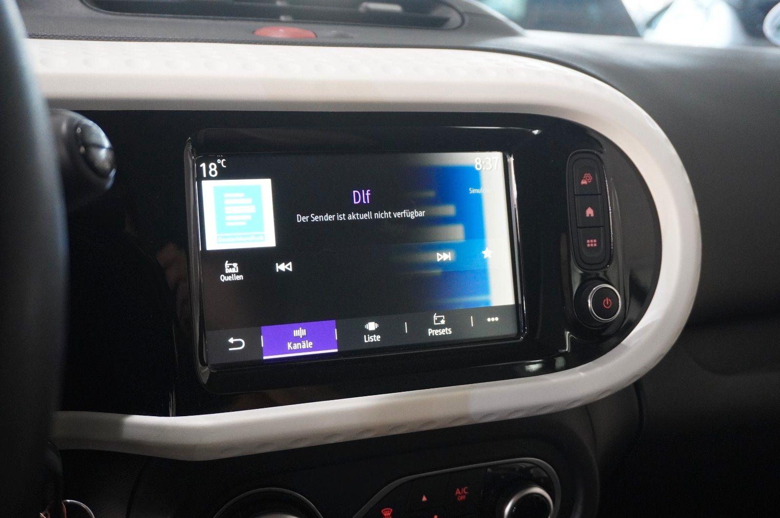 Fahrzeugabbildung Renault Twingo Zen Electric NAVI/LED/USB/TOUCH/DAB/SPORT