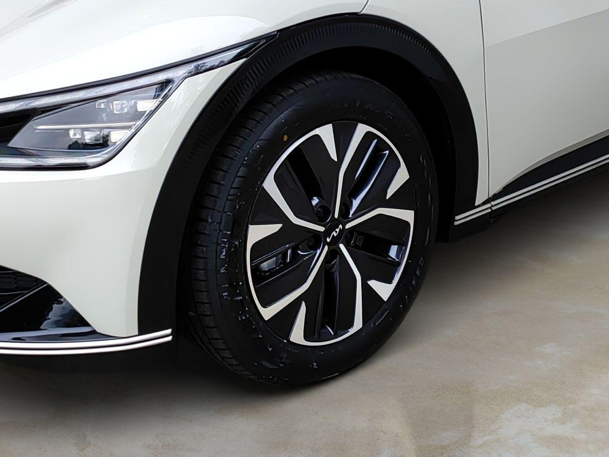 KIA EV6 58 KWH 2WD AIR|DRIVE|WP|BI-LED|GPS|HUD|360° | 170 ch | BVA | AIR PAKET |