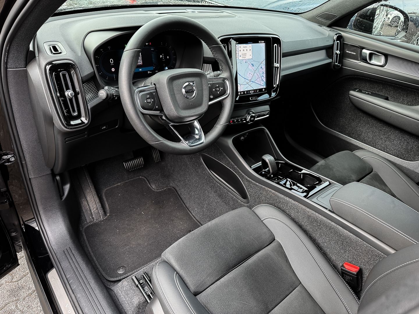 Volvo XC40 B4 B Ultimate Dark 2WD StandHZG Memory Sitz foto 6