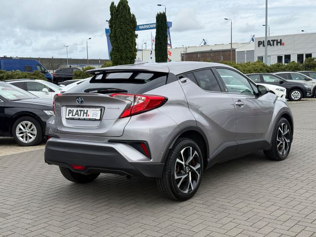 Toyota C-HR Hybrid Team D