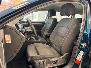Volkswagen Passat Variant - 9