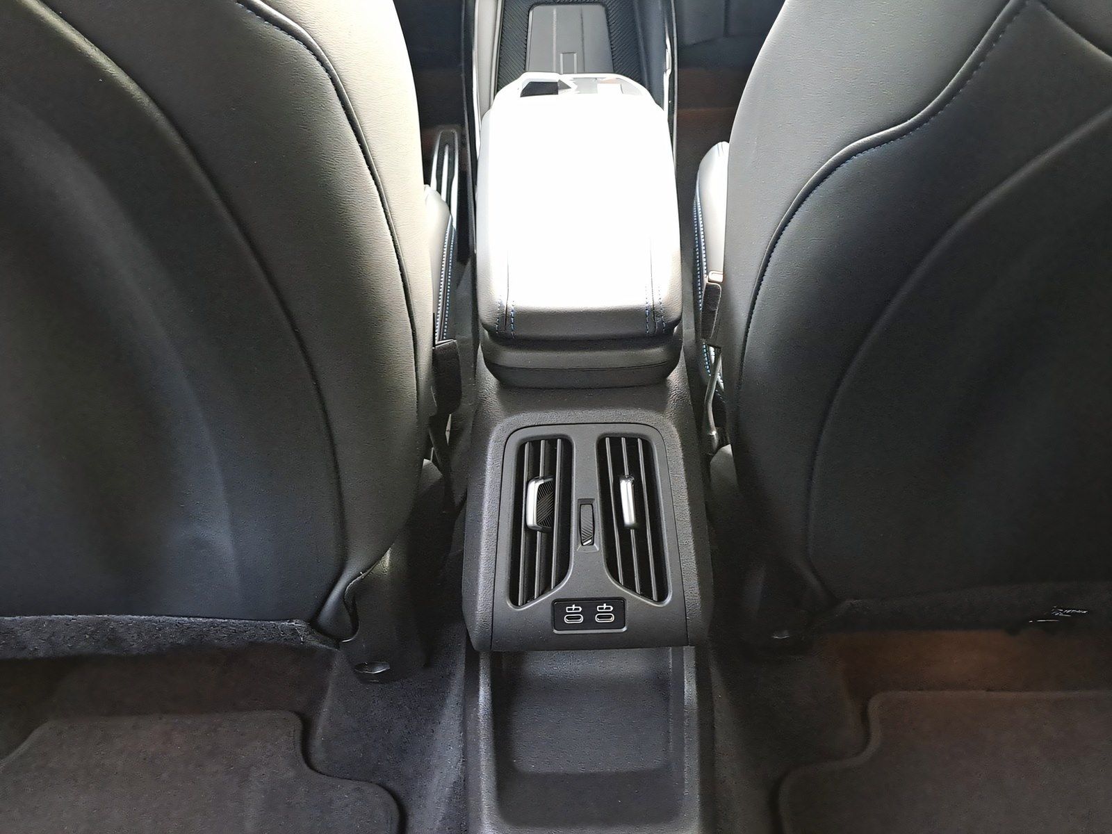 BMW 220 Active Tourer - Bild 20