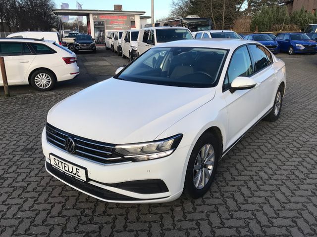 Volkswagen Passat 2.0 TDI Lim. Basis