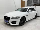 Jaguar XF 3.0 D V6 Sport NAVI/MERIDIAN/XEN/KAM/SHZ/LMF - Jaguar XF mit Diesel-Antrieb: 3.0