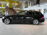 BMW 320d Touring xDrive *AHK*Leder*PDC*SHZ* - BMW 320 aus 2011: Kombi