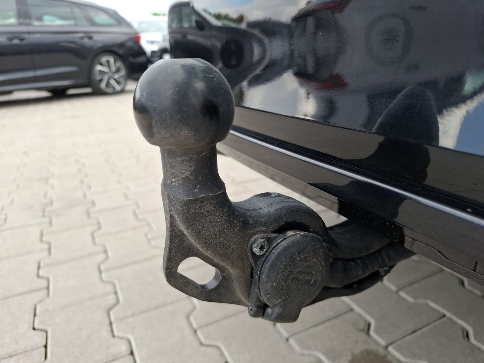 Fahrzeugabbildung SKODA Octavia 1.5 DSG Sportline PANO*MATRIX*AHK*5J.GAR