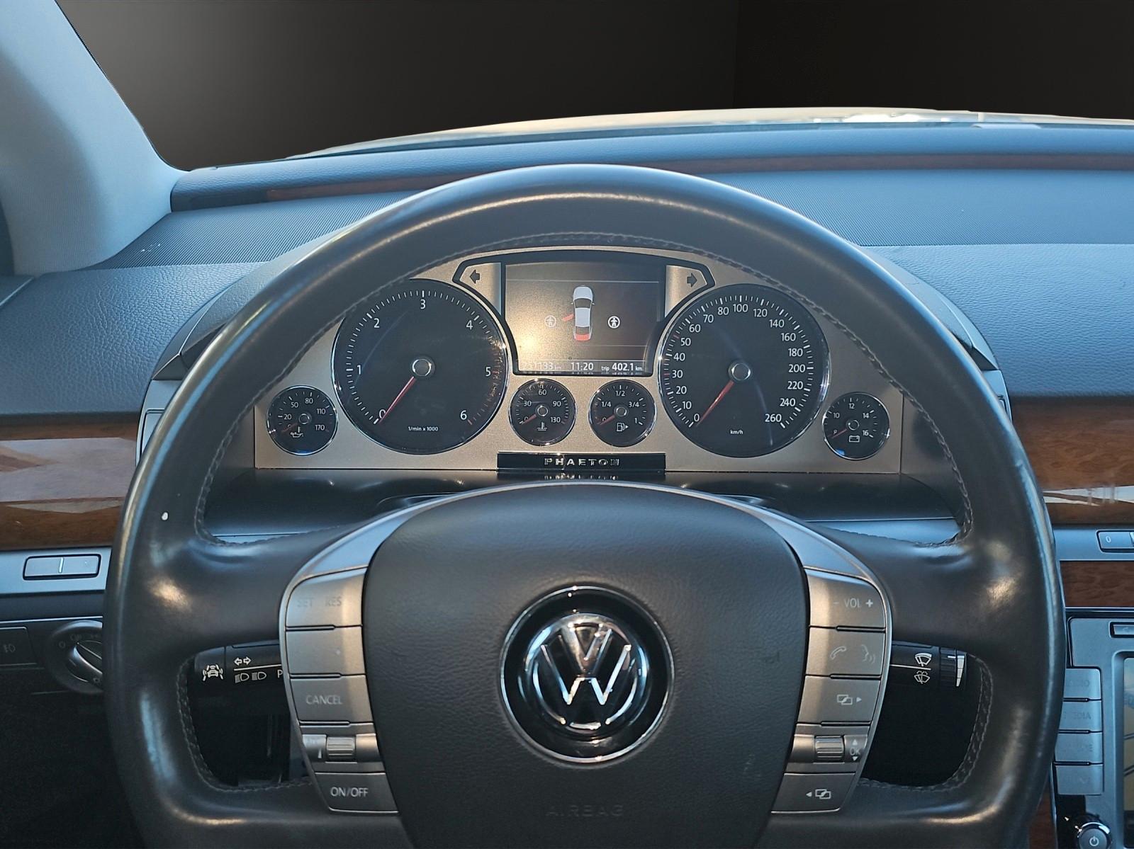 Volkswagen Phaeton V6 3.0 TDI 4MOTION Exclusive+ACC+LED