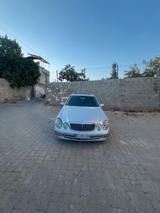 Mercedes-Benz Mercedes Benz  W211 E270 CDI Avantgarde - Mercedes-Benz E 270: Cdi Avantgarde