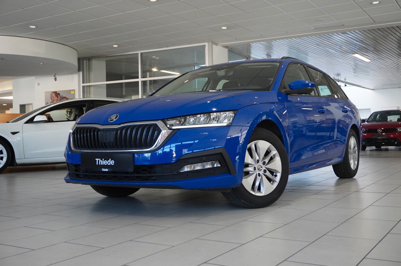 Fahrzeugabbildung SKODA Octavia Combi 2.0 TDI AMBITION DSG NAVI/LED/DAB+