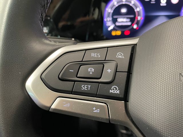 Golf VIII Life 1.5 TSI LED ACC PDC RFK