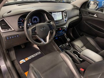 Hyundai Tucson Premium 4WD *AHK*KAMERA*NAVI*PANO*LEDER*