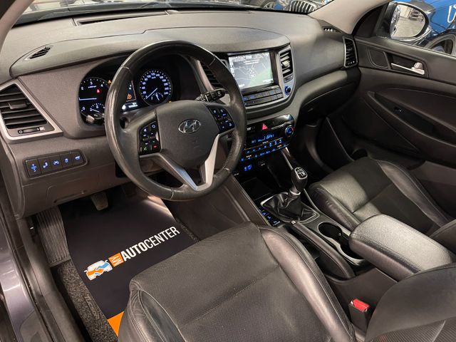 Hyundai Tucson Premium 4WD *AHK*KAMERA*NAVI*PANO*LEDER*