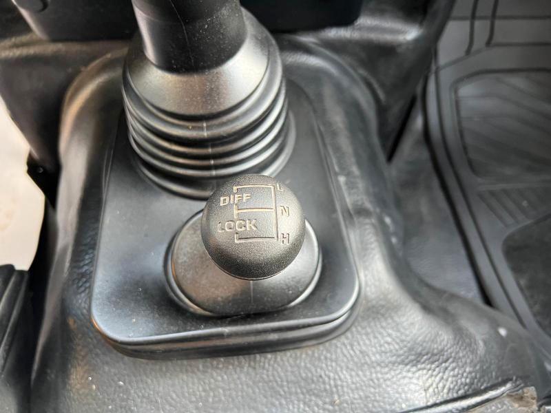 LAND ROVER DEFENDER 90 2.5 TDI 113CH