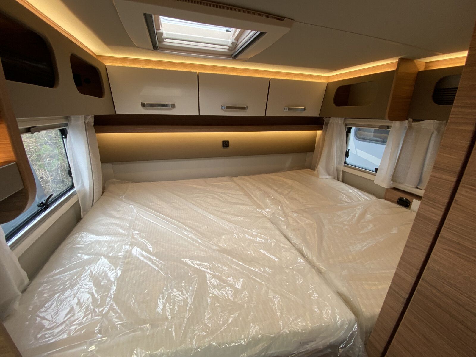 Fahrzeugabbildung Weinsberg X-Cursion Van EDITION PEPPER 500 MQ Easy-Slide
