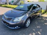 Toyota Avensis 2.2 D-4D - Toyota Avensis aus 2009 mit Diesel-Antrieb