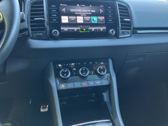 SKODA Karoq 1.5 TSI Sportline DSG Matrix Navi Ahk 18'' SKODA Karoq 1.5 TSI Sportline DSG Matrix Navi Ahk 18''