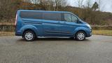 Ford Tourneo Custom - blaue Ford Tourneo Custom