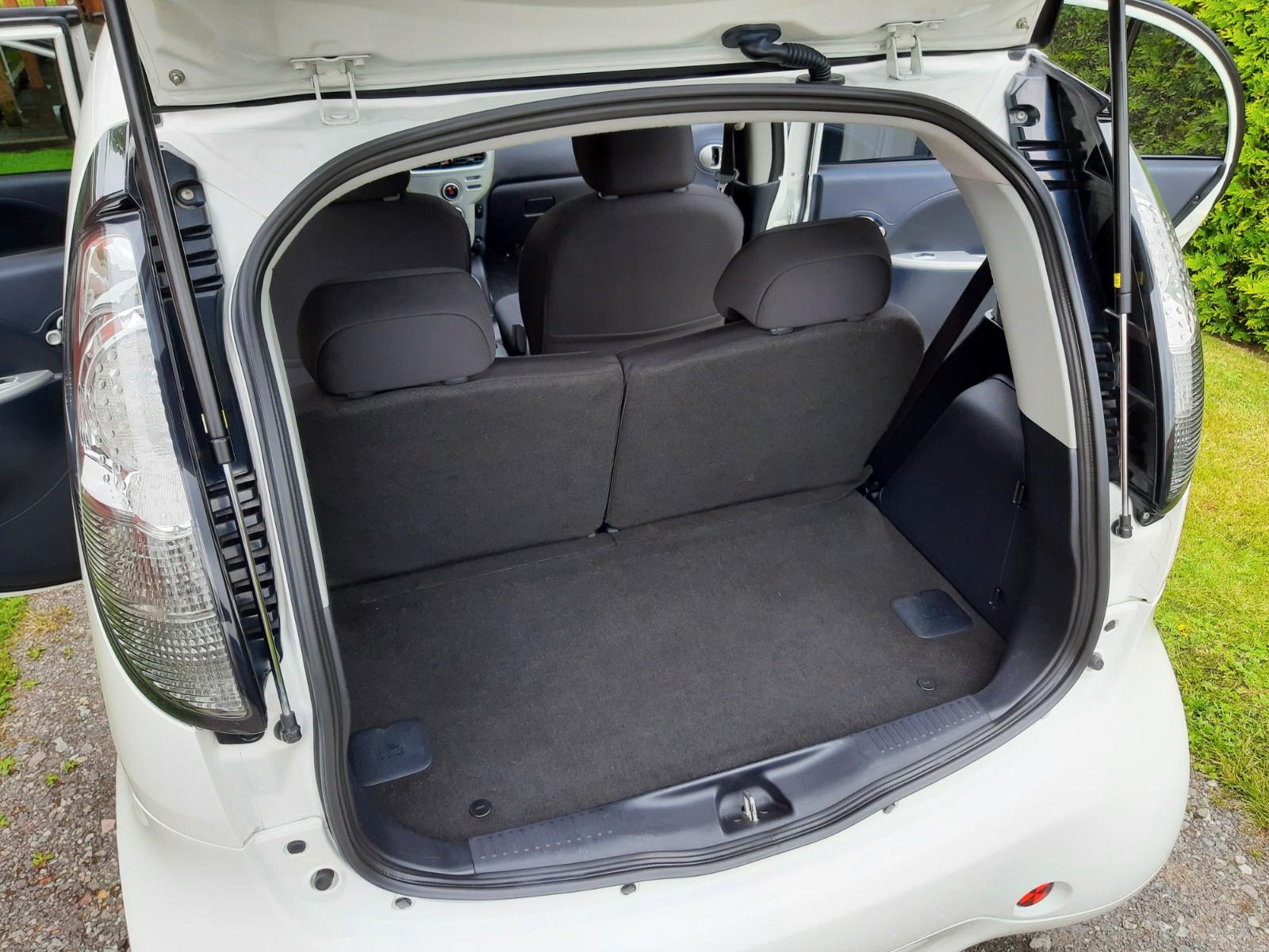 Mitsubishi i-MIEV - Elektrofahrzeug