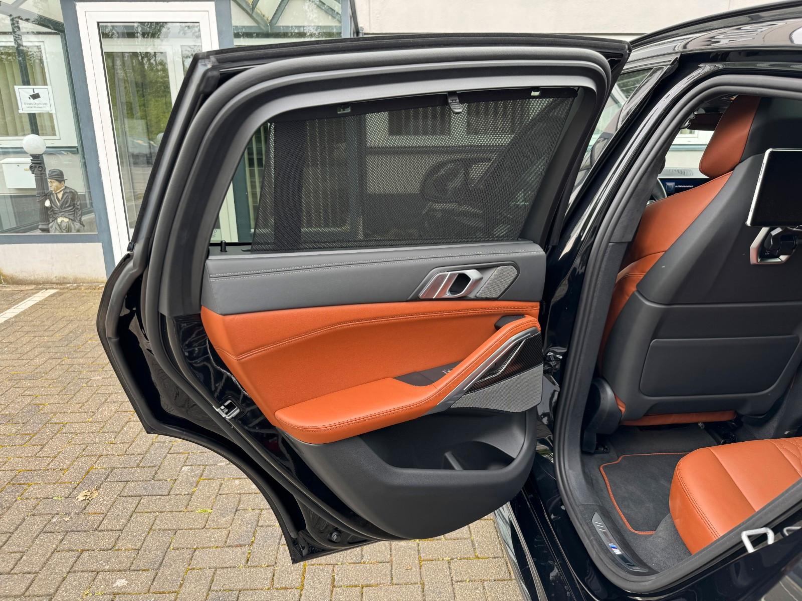 BMW X6 M60 i xDrive /M Sitze/Integral/Pan/NP150.000€