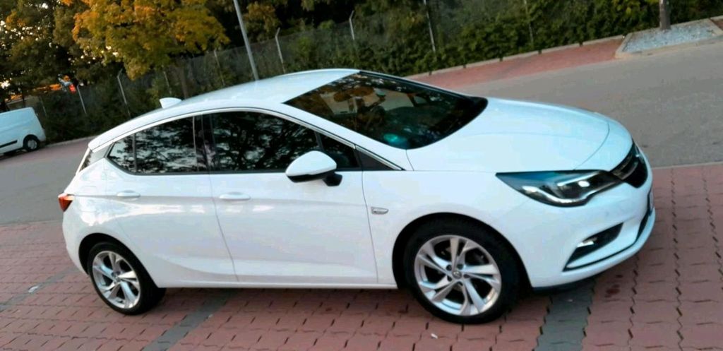 Image of Opel Astra