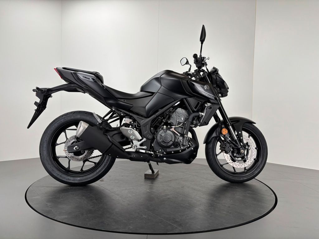 Fahrzeugabbildung Yamaha MT-03 *AKTION: TRANSPORT & SOUND !